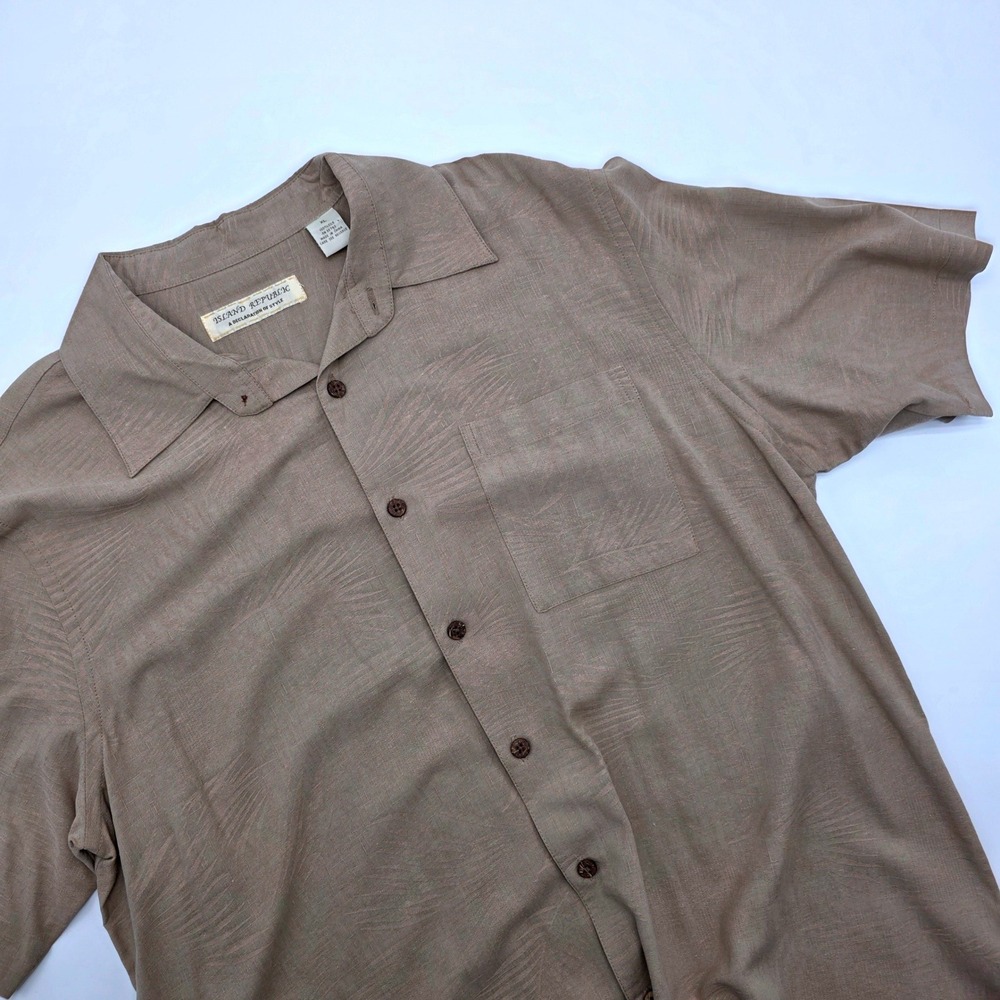 Island‎ Republic Mens XL Silk Short Sleeve Palm Jacquard Button Down Shirt Tan